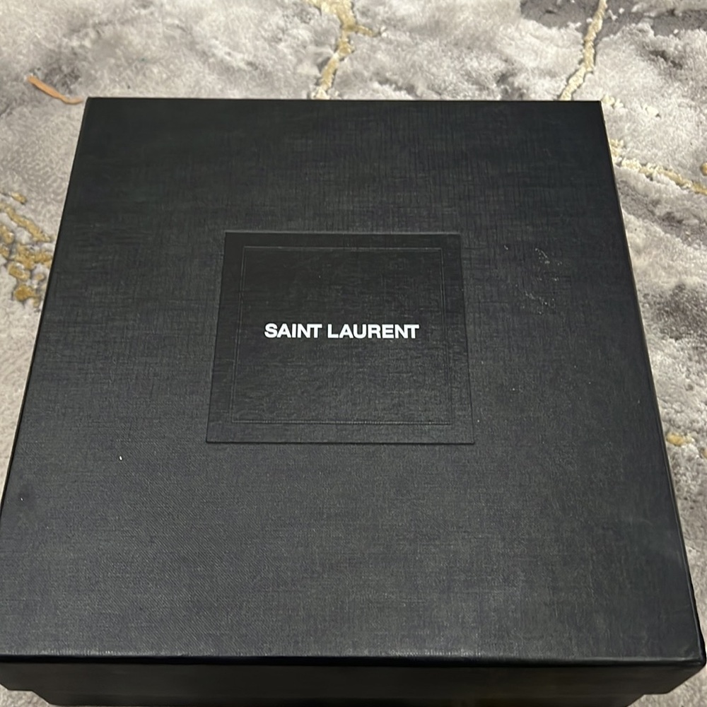 Saint Laurent boots. - Picture 4 of 6
